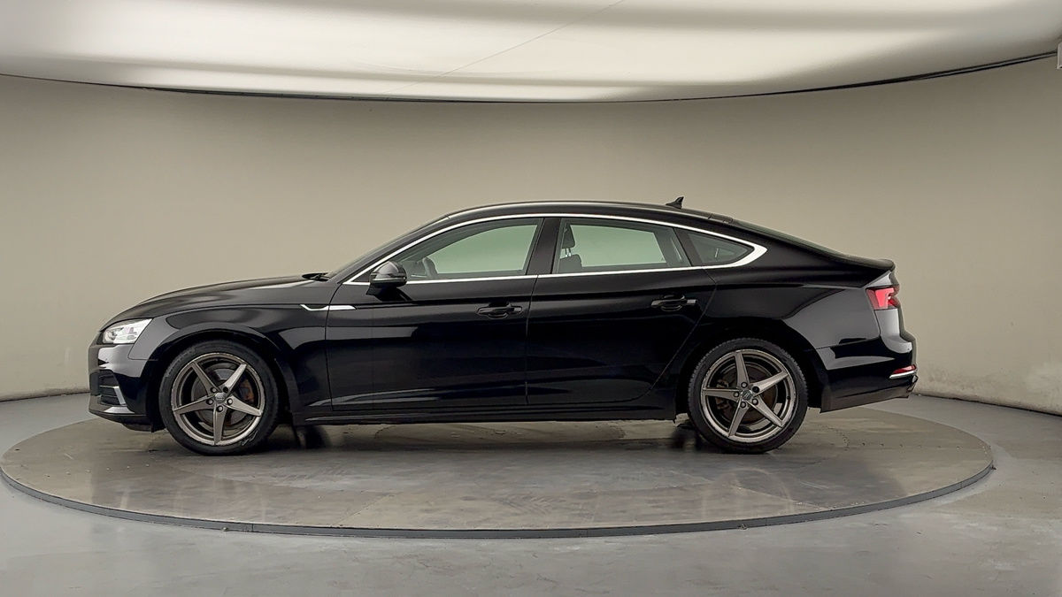 Audi A5 Image 15