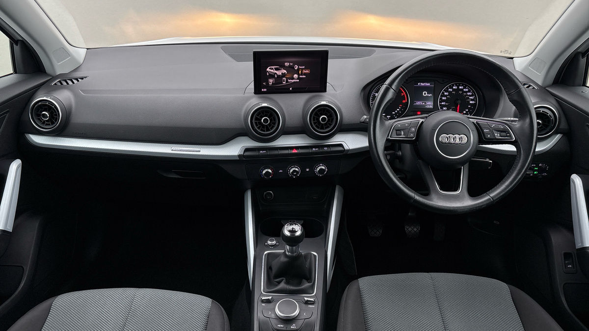 Audi Q2 Image 12