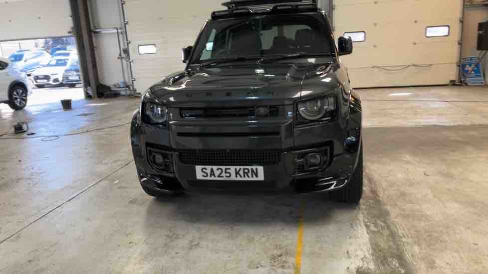 More views of Land Rover Defender 110