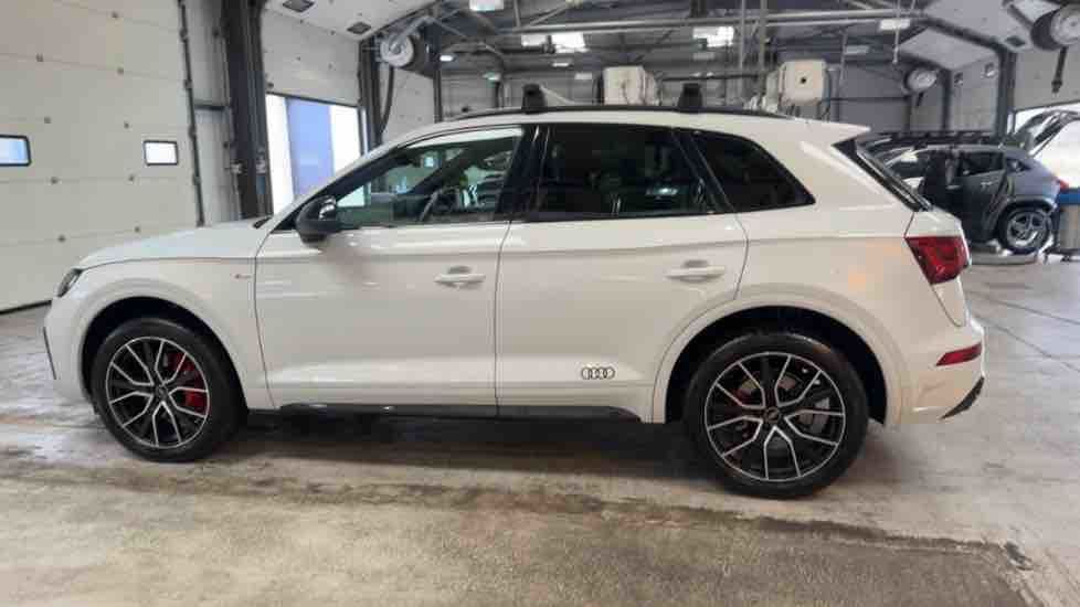 More views of Audi Q5
