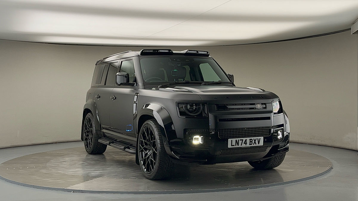 More views of Land Rover Defender 110
