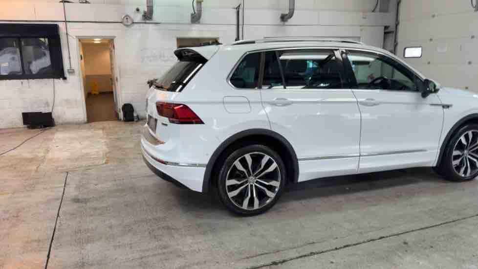 More views of Volkswagen Tiguan