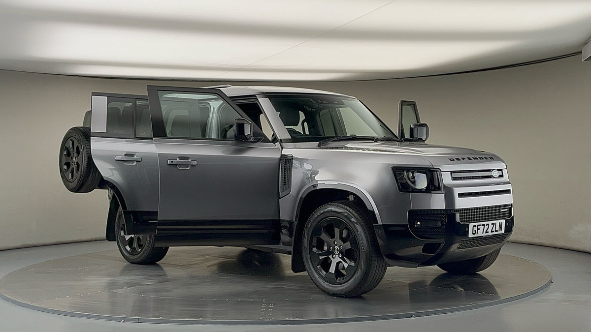 More views of Land Rover Defender 110