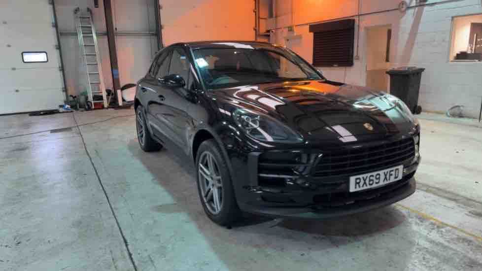 More views of Porsche Macan