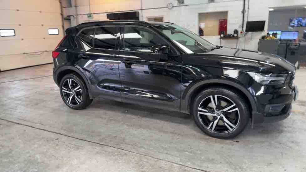 More views of Volvo XC40