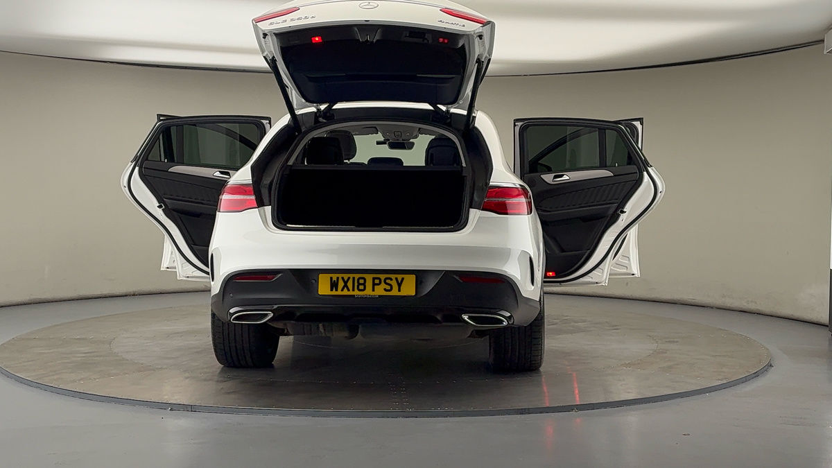 More views of Mercedes-Benz GLE