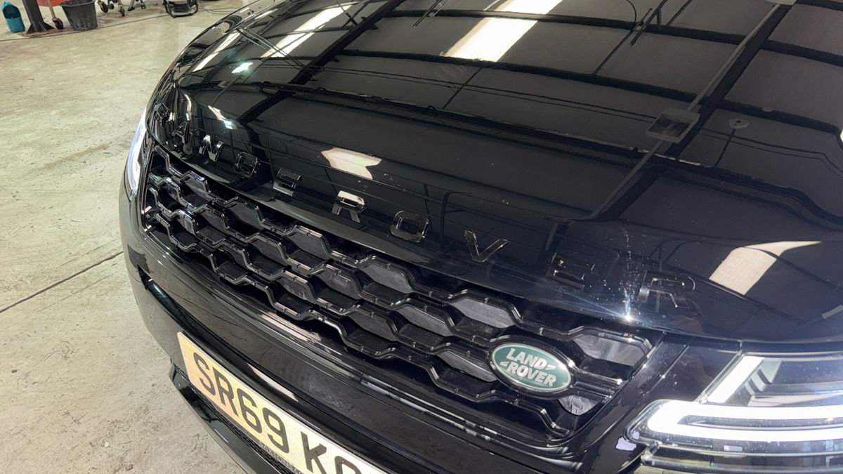Land Rover Range Rover Evoque Image 20
