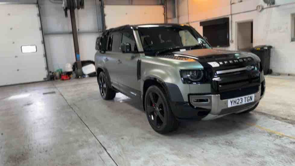 More views of Land Rover Defender 130