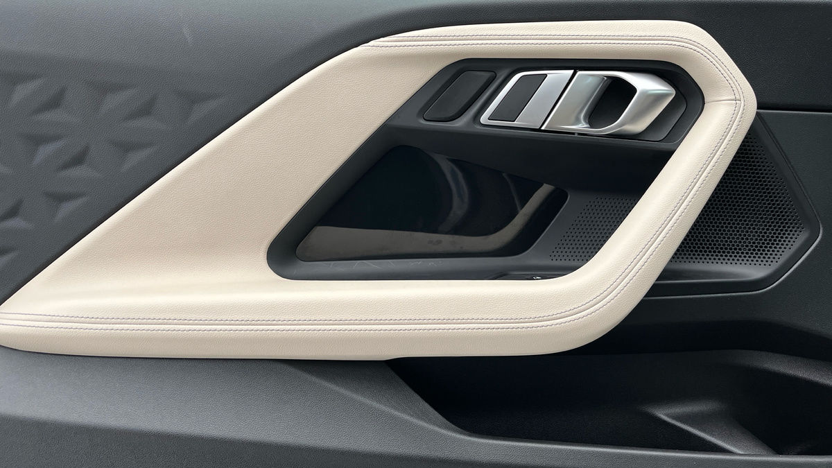 BMW 2 Series Image 19