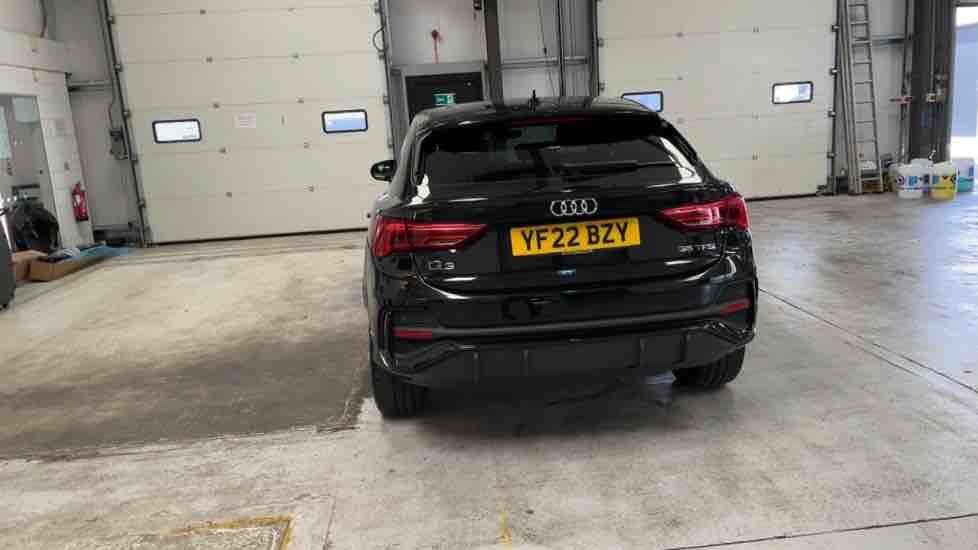 More views of Audi Q3