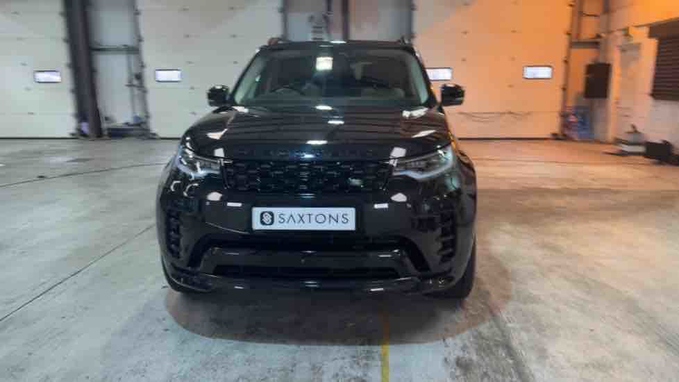 More views of Land Rover Discovery