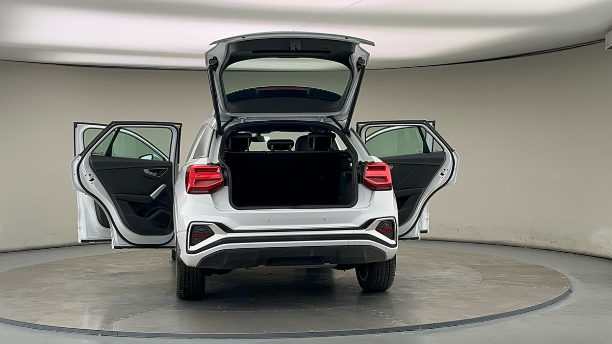 More views of Audi Q2