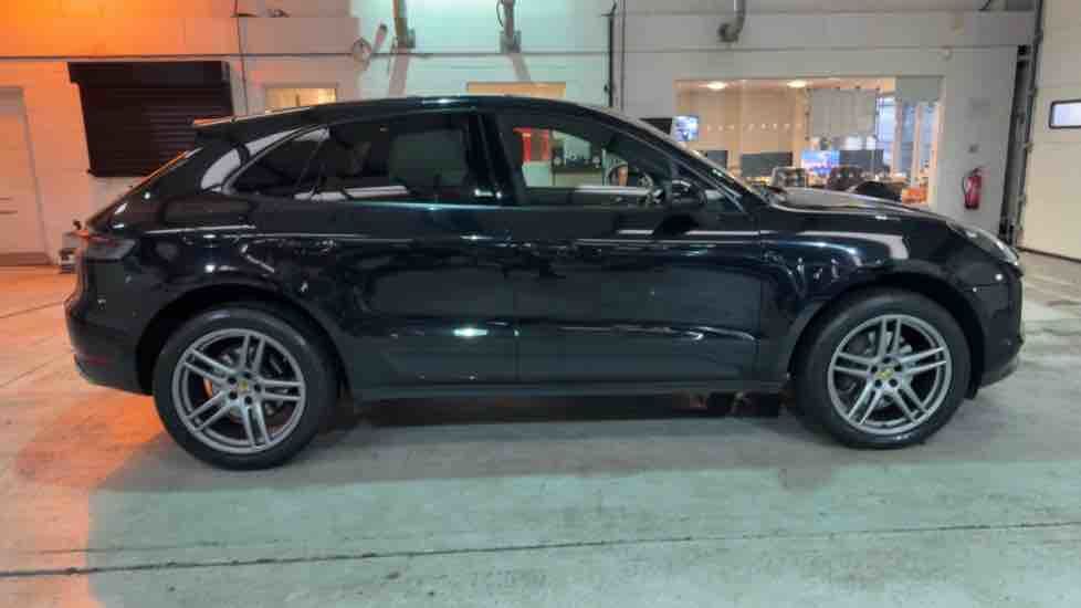More views of Porsche Macan