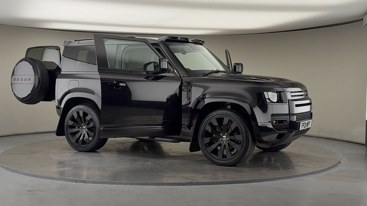 More views of Land Rover Defender 90