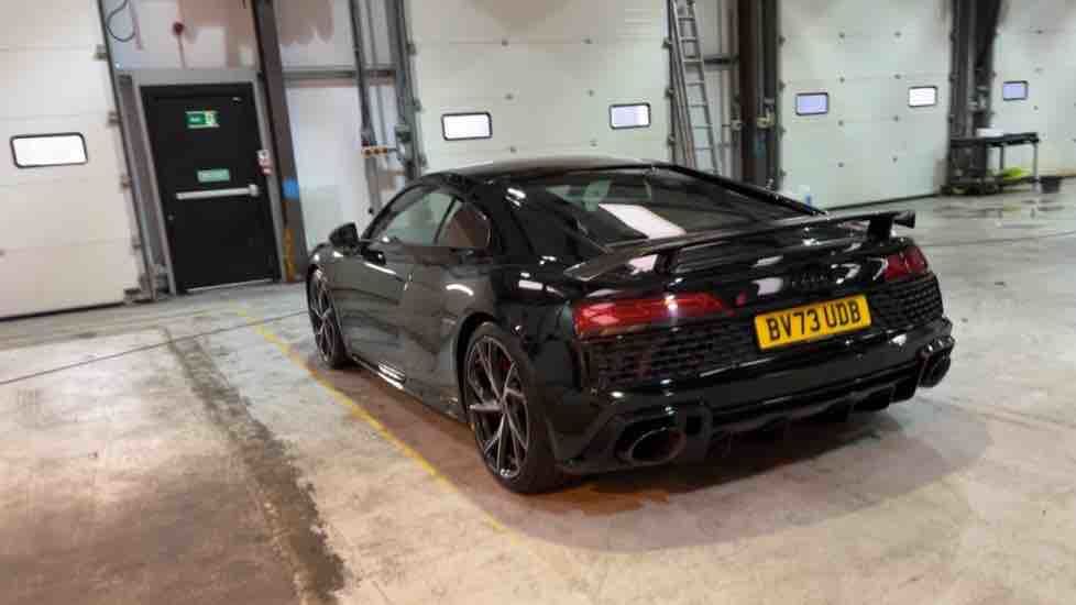 More views of Audi R8