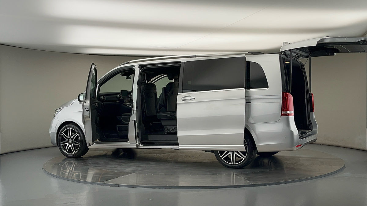 More views of Mercedes-Benz V Class