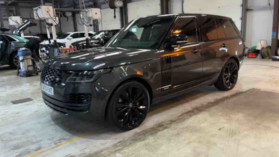 More views of Land Rover Range Rover