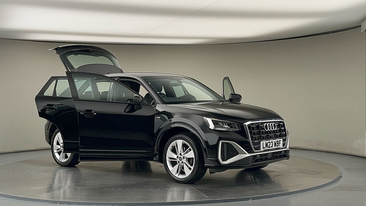 More views of Audi Q2