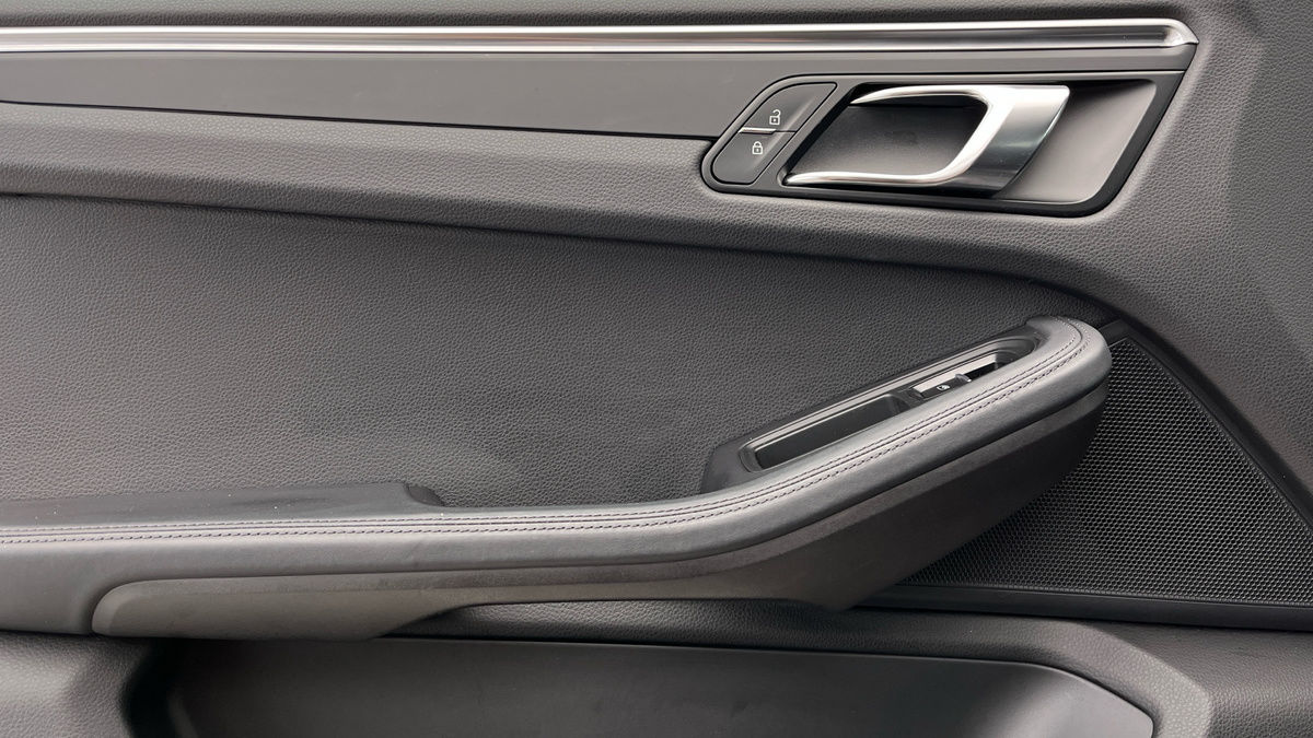 Porsche Macan Image 19