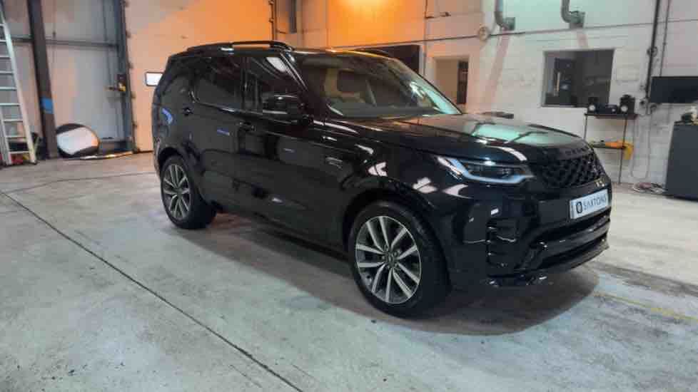 More views of Land Rover Discovery