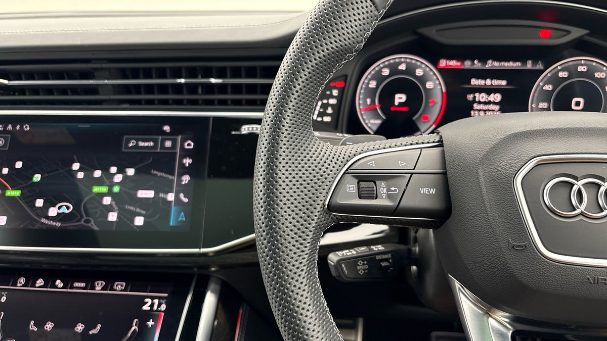 Audi Q7 Image 13