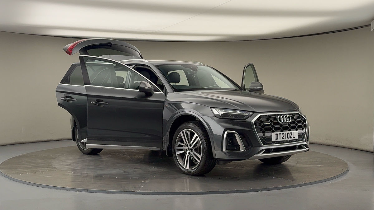 More views of Audi Q5