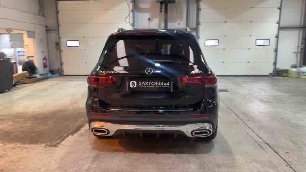 More views of Mercedes-Benz GLB