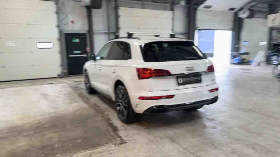 More views of Audi Q5