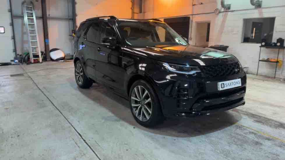 More views of Land Rover Discovery