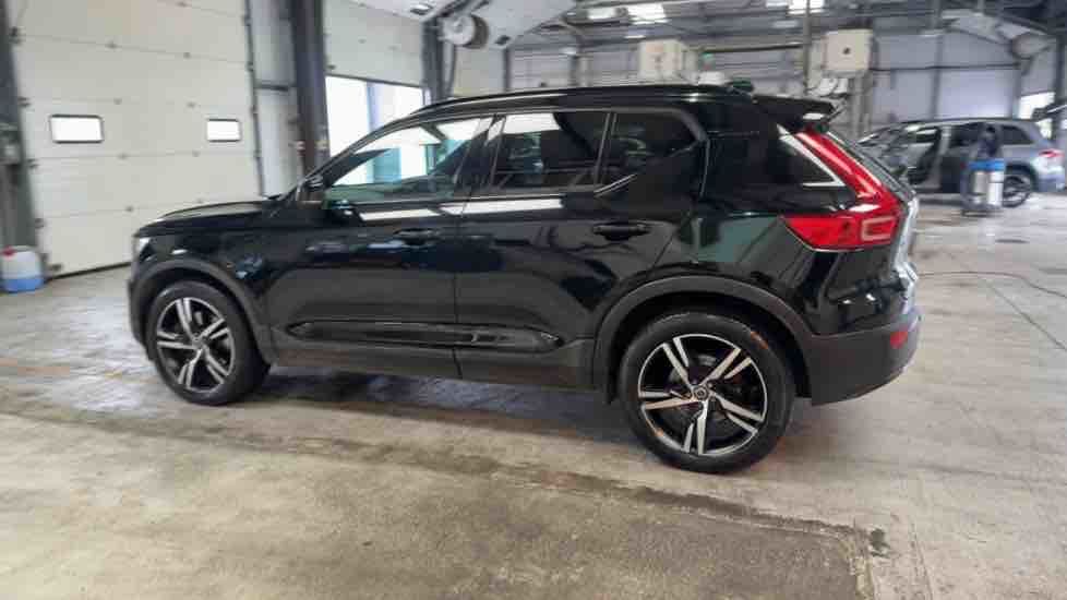 More views of Volvo XC40