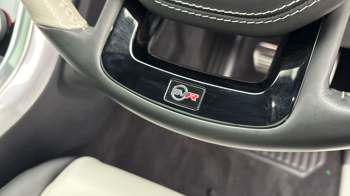 Land Rover Range Rover Sport Image 25