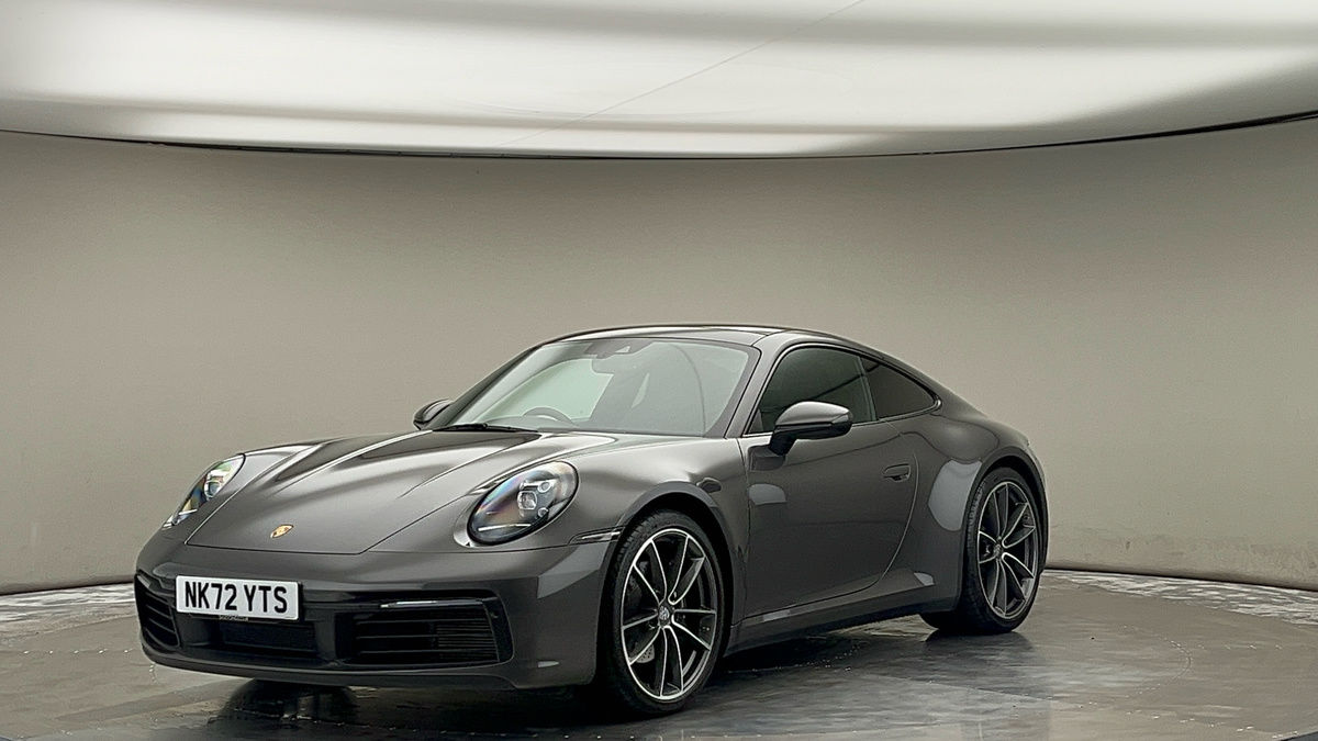 More views of Porsche 911