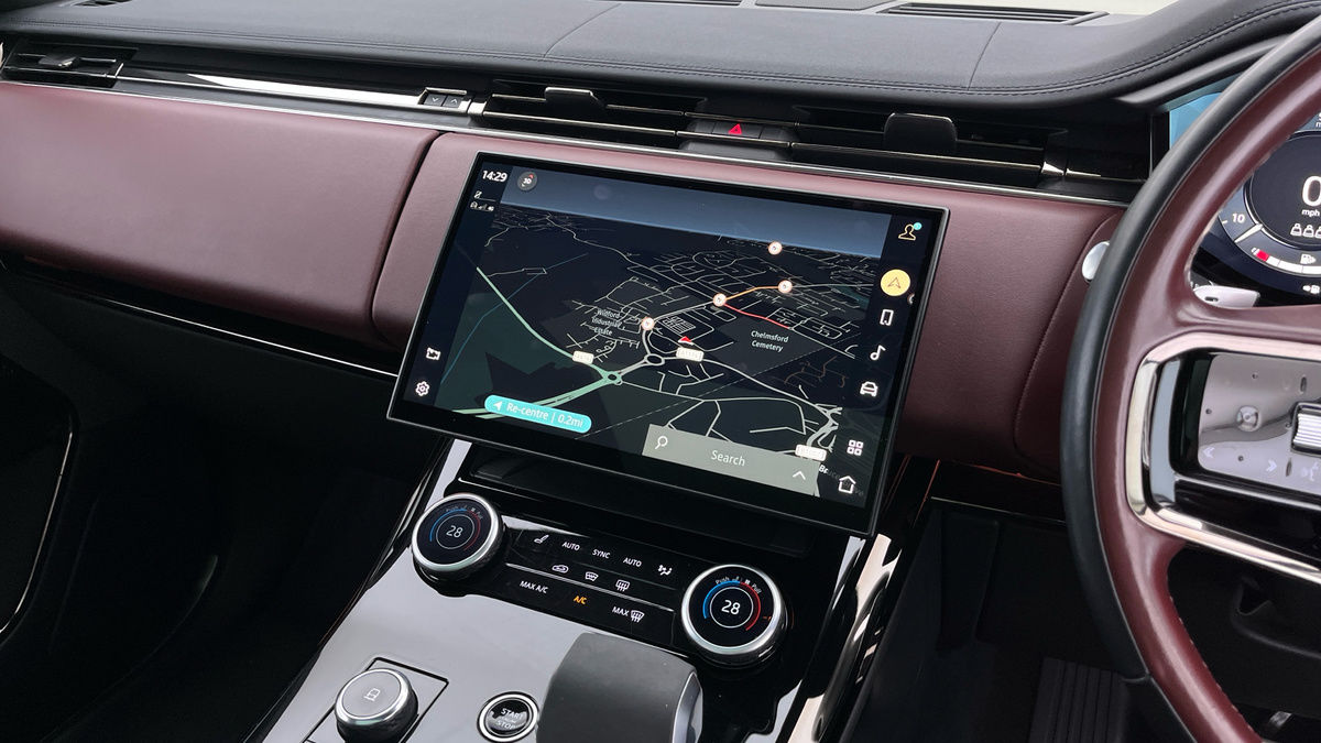 Land Rover Range Rover Sport Image 17