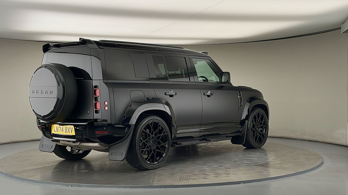 Land Rover Defender 110 Urban Image 21
