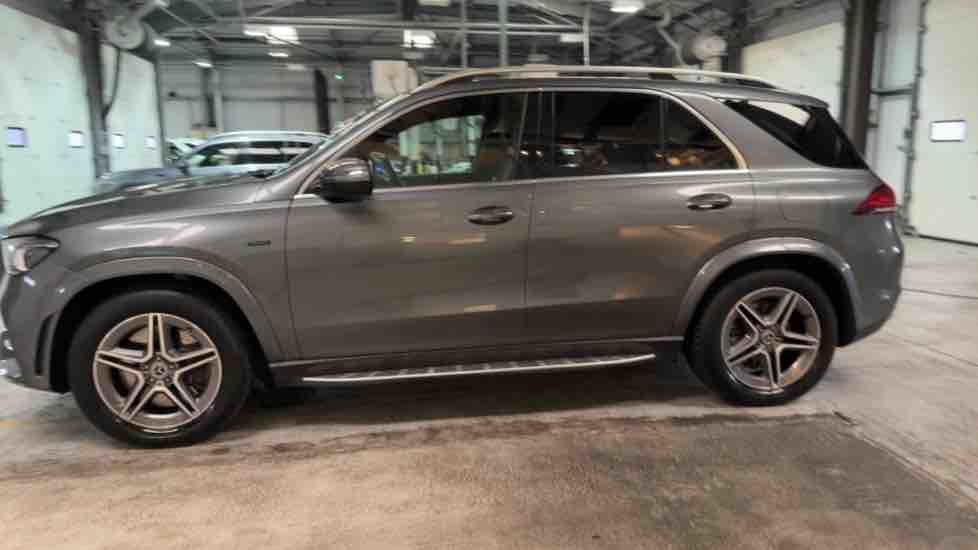 More views of Mercedes-Benz GLE
