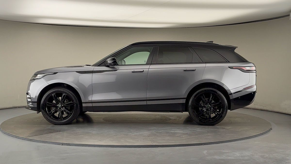 Land Rover Range Rover Velar Image 15