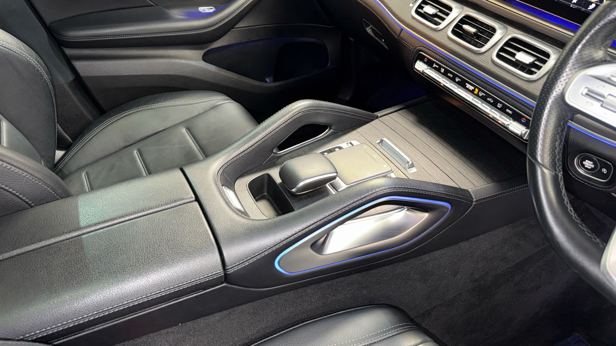 Mercedes-Benz GLE Image 18