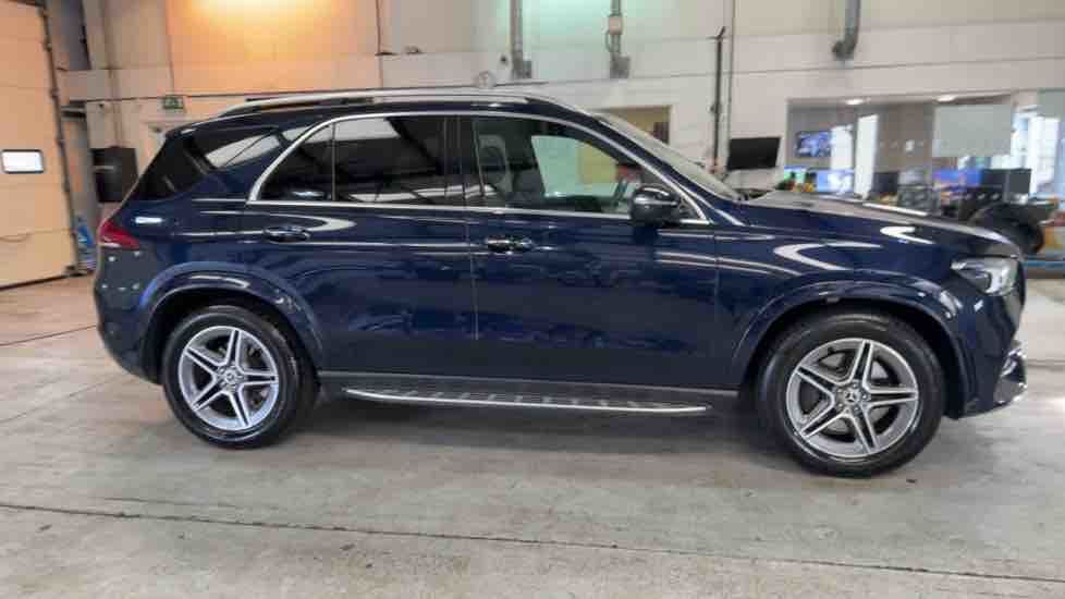More views of Mercedes-Benz GLE