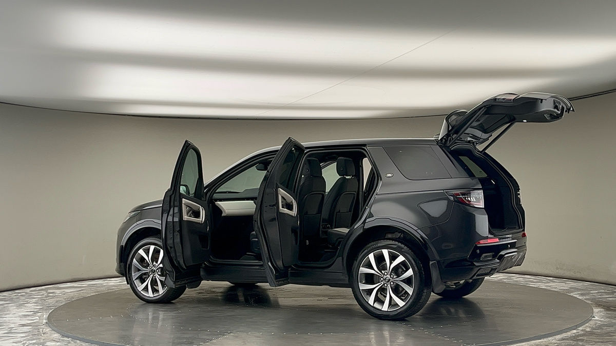 More views of Land Rover Discovery Sport