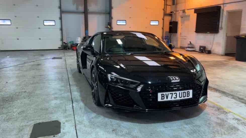 More views of Audi R8