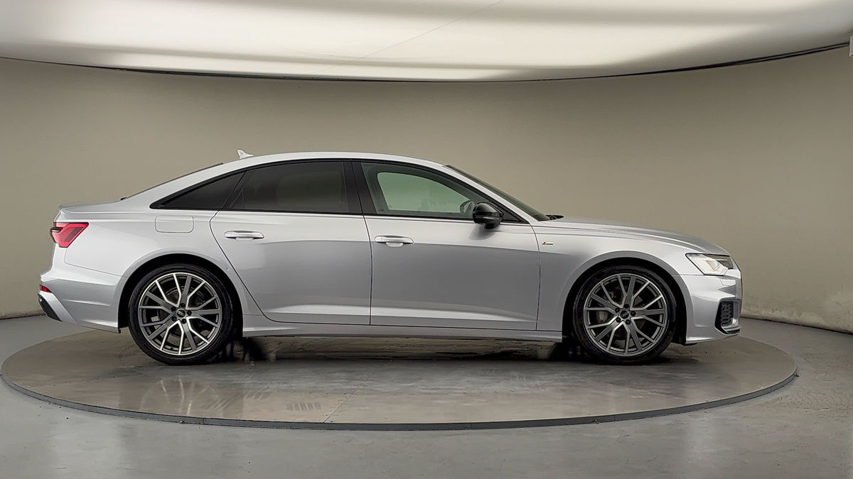 Audi A6 Saloon Image 16