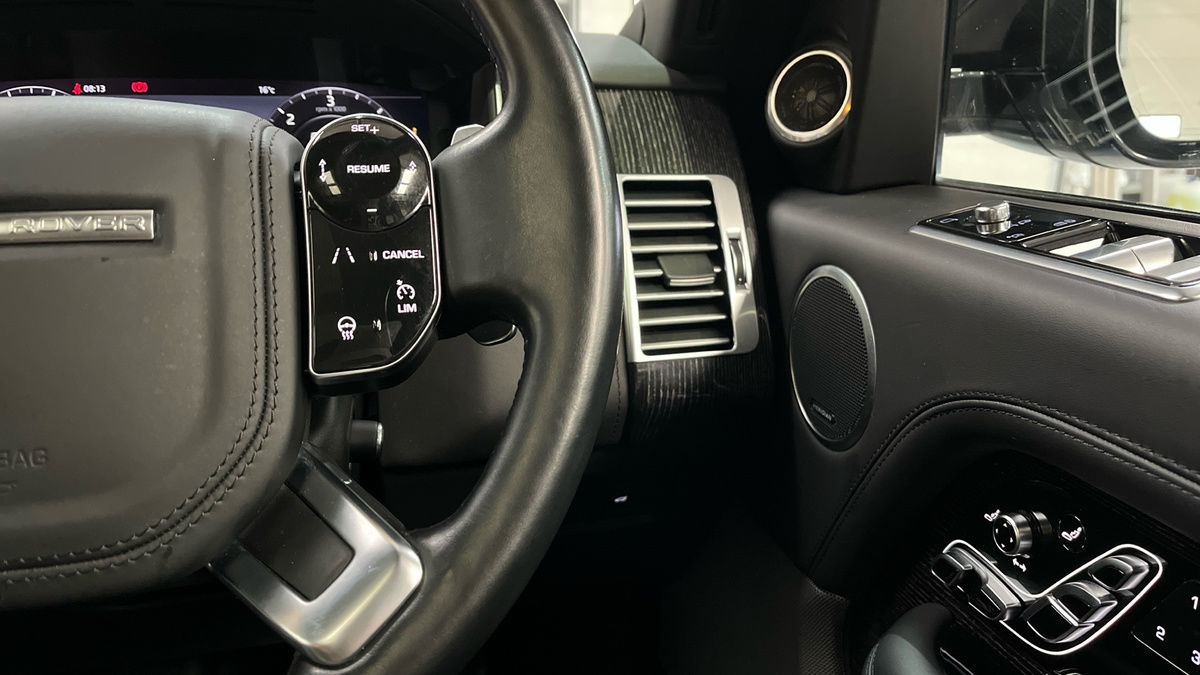 Land Rover Range Rover Image 14