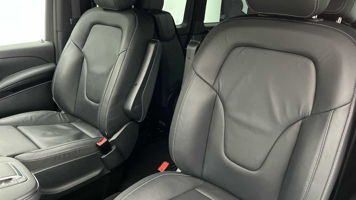 Mercedes-Benz V Class Image 7