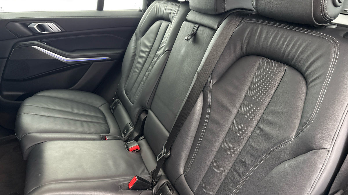 BMW X5 Image 8