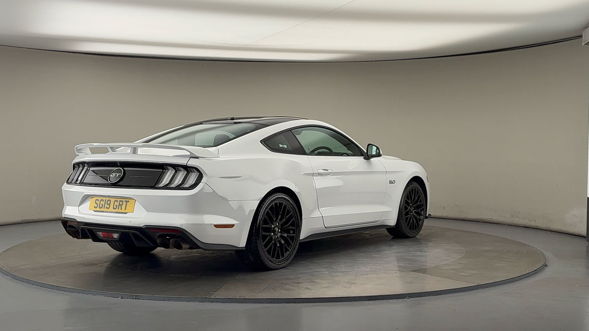 More views of Ford Mustang