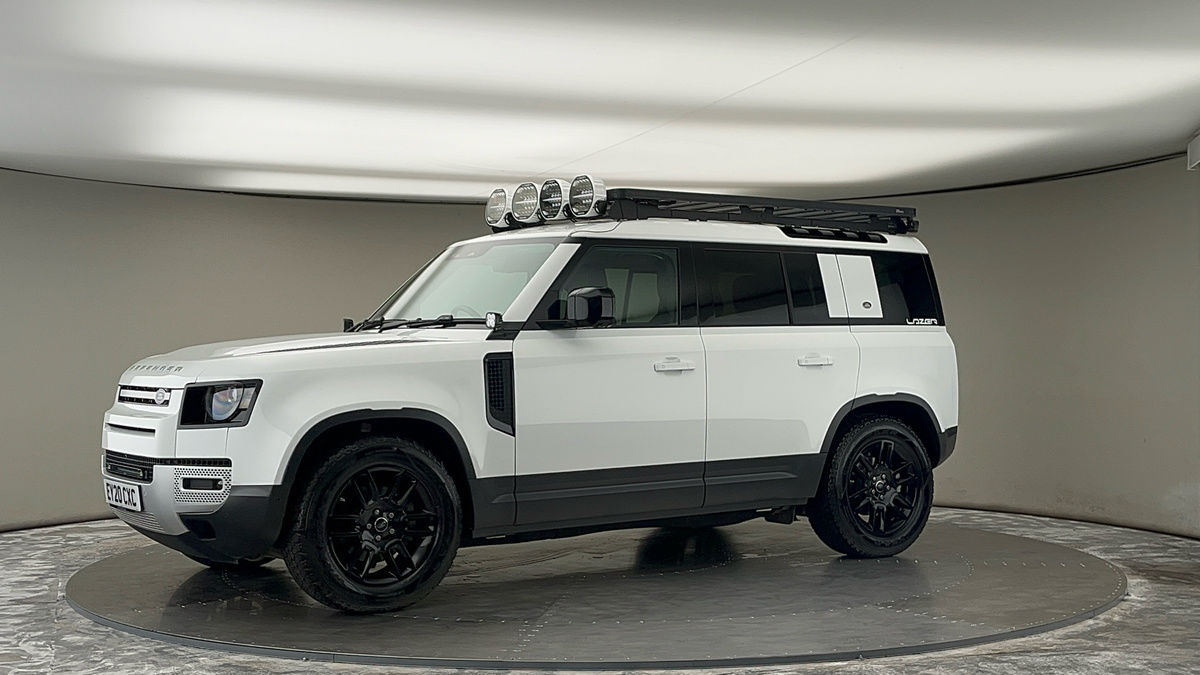 More views of Land Rover Defender 110