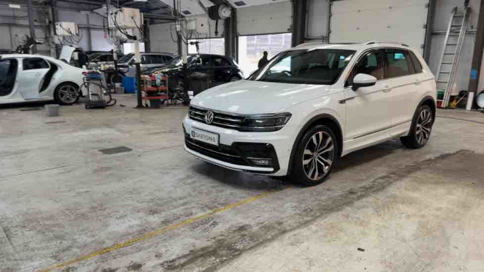 More views of Volkswagen Tiguan