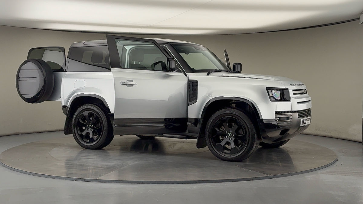 More views of Land Rover Defender 90