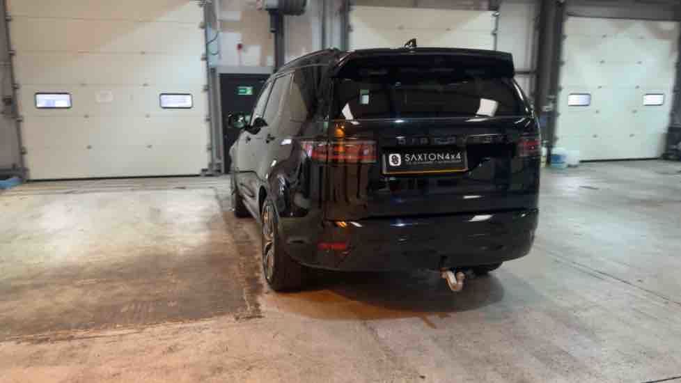More views of Land Rover Discovery
