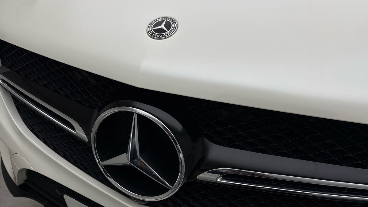 Mercedes-Benz GLE Image 24